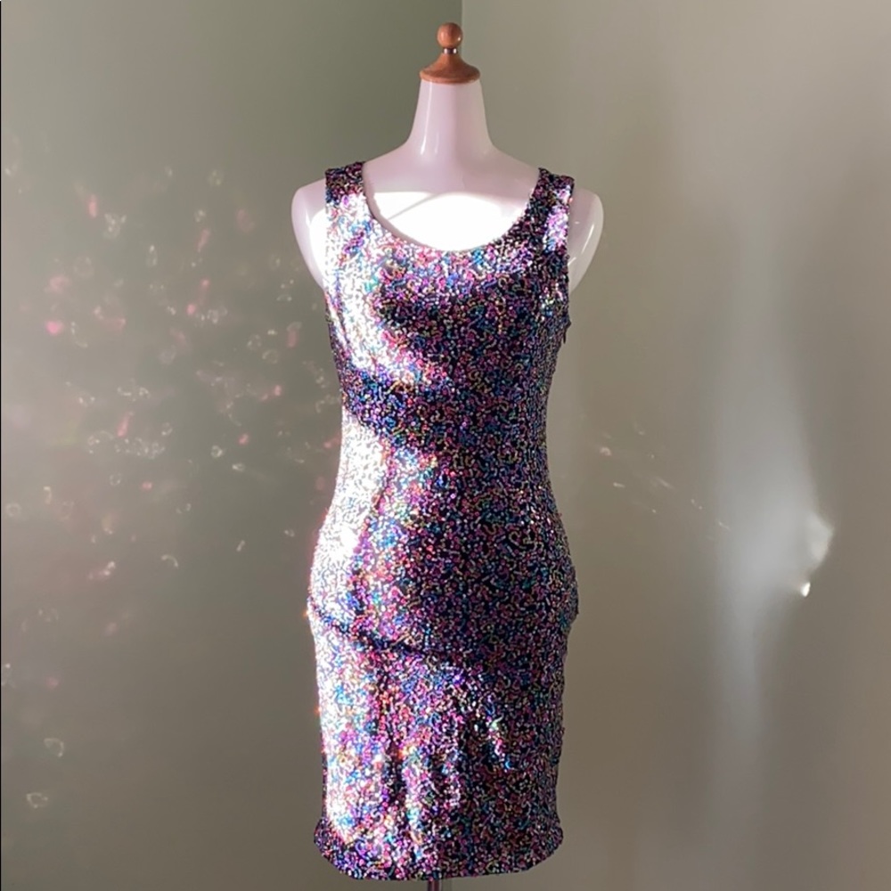 Sparkly dress✨